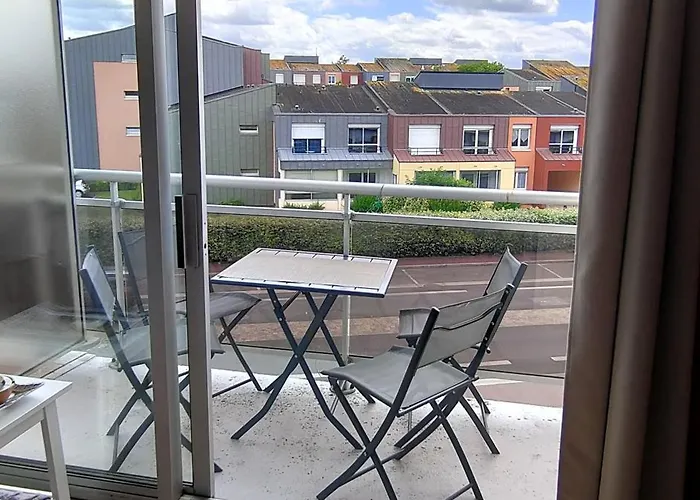 Appartement au pied de la plage - Balcon - Parking